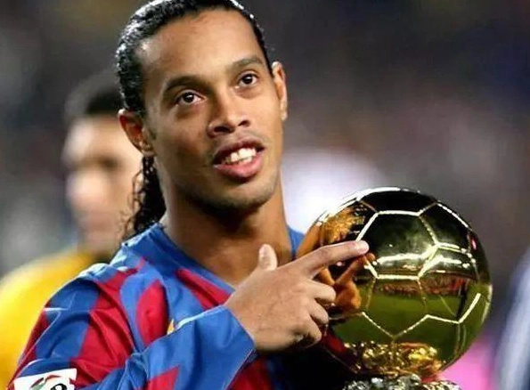 李明的教练 李明的教练